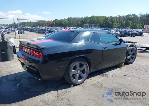 2013 Dodge Challenger Rallye Redline из США, поврежденный, VIN 2C3CDYAG2DH724404